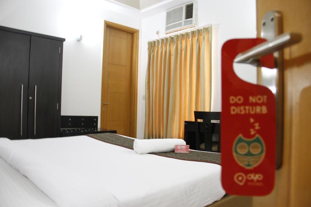 Oyo Premium Cyber Park Hotell Gurgaon Eksteriør bilde
